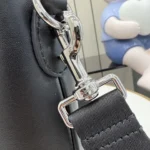 Generation Gucci Web Stripe Leather Crossbody Pouch 33cm - Image 6