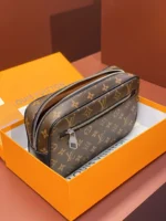 Louis Vuitton Pochette Kasai Monogram Clutch 25cm - Image 6