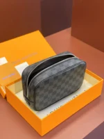 Louis Vuitton Damier Graphite Toiletry Pouch Small 21cm - Image 6