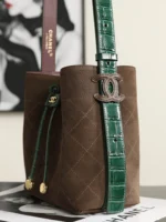 Chanel AS6537 Bucket Bag 18cm - Image 6