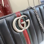 Gucci GG Marmont Vertical Quilted Chain Mini Bag 26cm - Image 6
