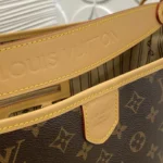 Louis Vuitton Graceful MM Monogram Hobo Bag M40354 - Image 6