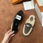 Hermès Kelly Shearling Mule - Image 5