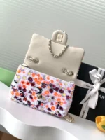 Chanel CF Sequined SO Handbag 21cm - Image 7