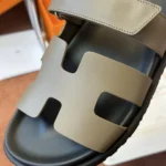 Hermès Chypre Sandal - Image 7
