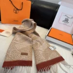 Hermès Chain Jacquard Reversible Lambswool Scarf - Image 7