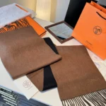 Hermès Reversible Cashmere Scarf - Image 6