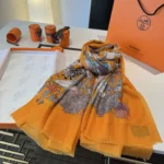 Louis Vuitton Printed Silk Cashmere Stole - Image 6