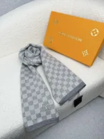 Louis Vuitton Petit Damier Knit Wool Scarf - Image 7