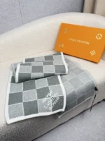 Louis Vuitton Damier Heritage Knit Wool Scarf - Image 6
