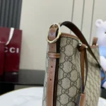 Gucci GG Emblem Hobo Bag 848881 - Image 7