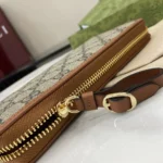 Gucci GG Emblem Wallet 821803 - Image 7