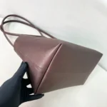 The Row Terrasse Large Leather Bag 31cm - Image 7