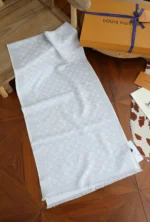 Louis Vuitton Monogram Wool Cashmere Shawl 60x200cm - Image 7