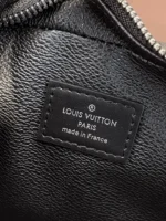 Louis Vuitton Monogram Eclipse Toiletry Pouch Small 21cm - Image 7