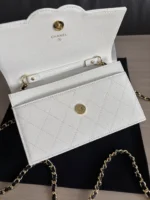 Chanel Handbag 96209 White - Image 7