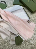 Gucci GG Reversible Cashmere Scarf 47*200cm - Image 7