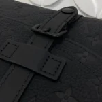 Louis Vuitton Christopher Messenger Bag Monogram Taurillon M28324 - Image 7