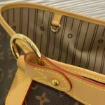 Louis Vuitton Graceful MM Monogram Hobo Bag M40354 - Image 7