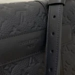 Louis Vuitton Christopher Messenger Bag M28324 - Image 7