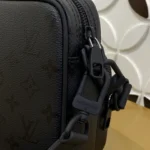 Louis Vuitton Nil Messenger Bag Taurillon Black M26783 - Image 7