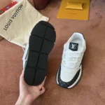 Louis Vuitton LV Classic Sneaker - Image 7