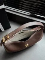 Chanel Shoulder Bag 30cm - Image 8