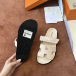 Hermès Chypre Sandal - Image 8