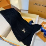 Louis Vuitton Never Freeze Cable Knit Wool Scarf - Image 5