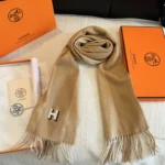 Hermès H Logo Reversible Lambswool Scarf - Image 7