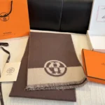Hermès Ex-Libris Jacquard Reversible Cashmere Scarf - Image 8