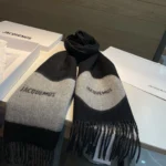 Jacquemus Logo Circle Wool Scarf - Image 8