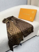 Louis Vuitton Petit Damier Knit Wool Scarf - Image 8