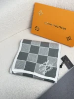 Louis Vuitton Damier Heritage Knit Wool Scarf - Image 7