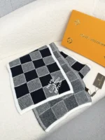 Louis Vuitton Damier Heritage Knit Wool Scarf - Image 8