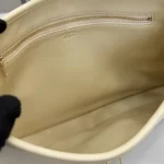 Gucci Hobo Bag 863136 - Image 8