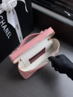 Chanel Lychee Leather Box Bag with Chain Strap - Image 8