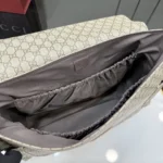 Gucci GG Supreme Diaper Messenger Bag 44cm - Image 8