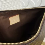Louis Vuitton Multipass Bag Monogram M27825 - Image 8
