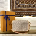 Louis Vuitton Diane Small Monogram Embleme M29795 - Image 8