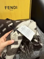 Fendi FF Gradient Double-Sided Cashmere Scarf 30x210cm - Image 8