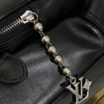 Louis Vuitton Noe Cargo Bucket Bag Black M13985 - Image 9