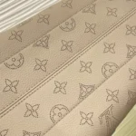 Louis Vuitton Boundless Bag Mahina M13180 - Image 9
