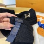 Louis Vuitton Never Freeze Cable Knit Wool Scarf - Image 6