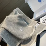Chanl Classic Diamond Pattern Wool Cashmere Scarf - Image 9