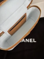 Chanel Two-Tone Vanity Case with Chain - Image 9