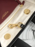 Chanel AS2199 Tote Bag 21cm - Image 9