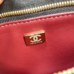 Chanel 26S Minimalist Hobo Shoulder Bag 25cm - Image 9
