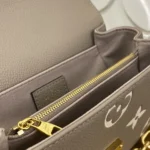 Louis Vuitton Pochette Metis East West Monogram Empreinte M23081 - Image 9