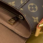 Louis Vuitton Christopher Messenger Bag Monogram M28115 - Image 9
